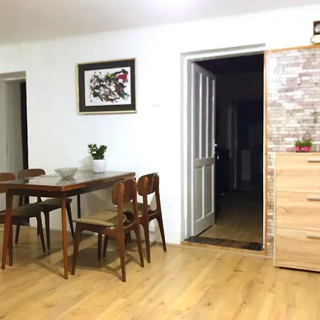 Sun House Tatil Evi Subotica