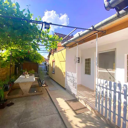 Sun House Holiday home Subotica